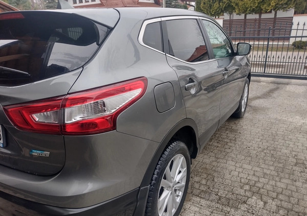 Nissan Qashqai cena 44999 przebieg: 165000, rok produkcji 2014 z Białystok małe 172